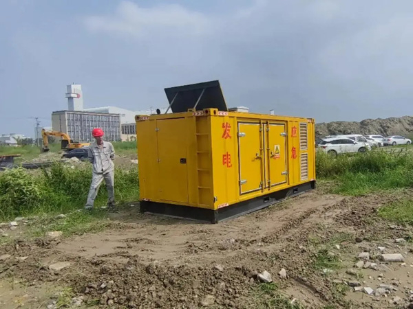 海兴200KW柴油发电机机组每小时的油耗量受哪些因素影响？