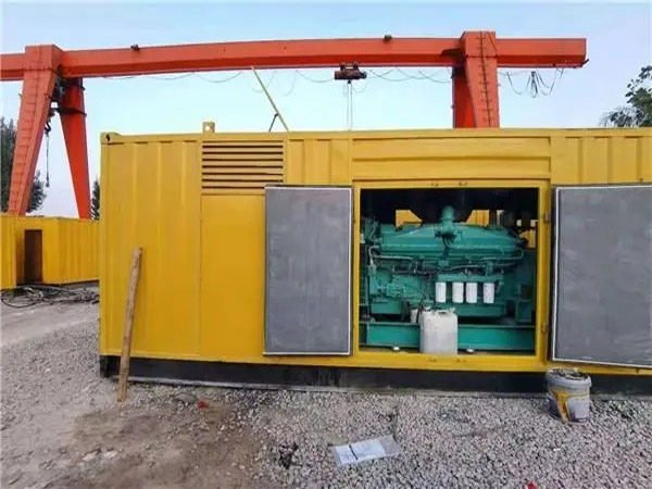海兴冬季低温环境下，500KW发电机组应该选择什么类型的启动电瓶？